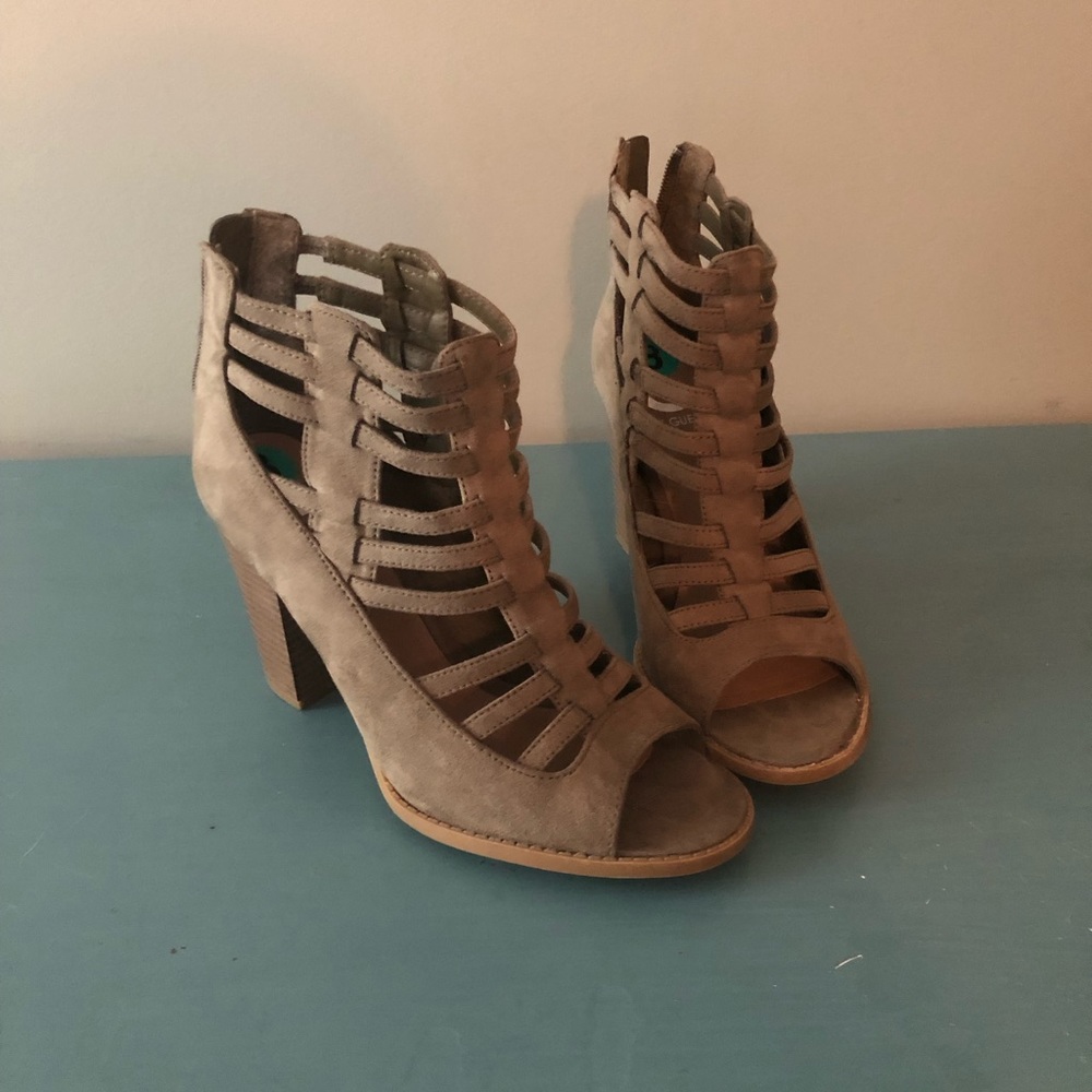 GUESS gray/green suede Heeled Boots